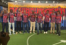 Bahia presta homenagem a jogadores campeões brasileiros de 1988