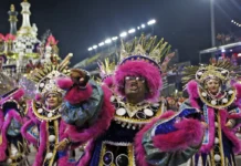 Governo quer transformar escolas de samba em pontos de cultura